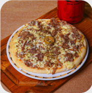 Mini pizza de carne de sol